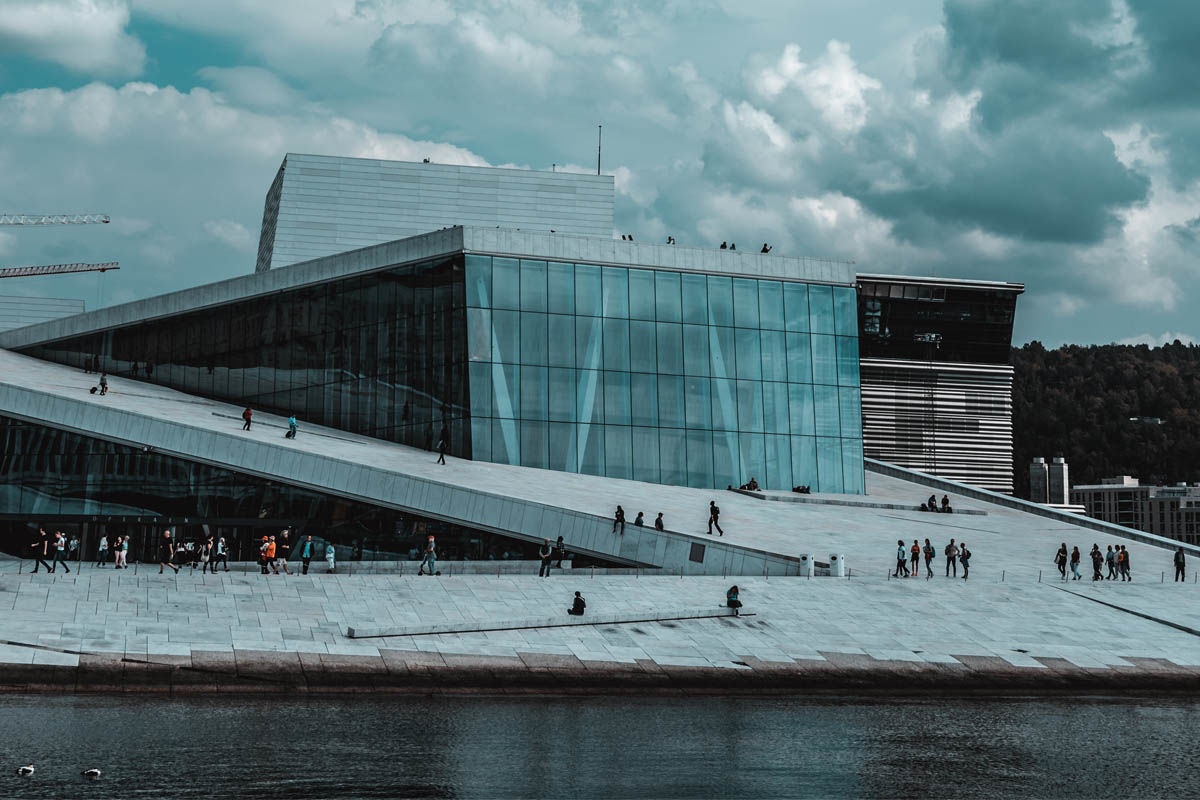 48 kanaler Sennheiser 6000 til Operaen